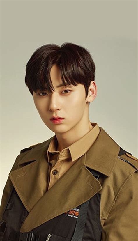On February 25, the popular variety show aired a sneak peek of its upcoming episode, which will. . Hwang minhyun